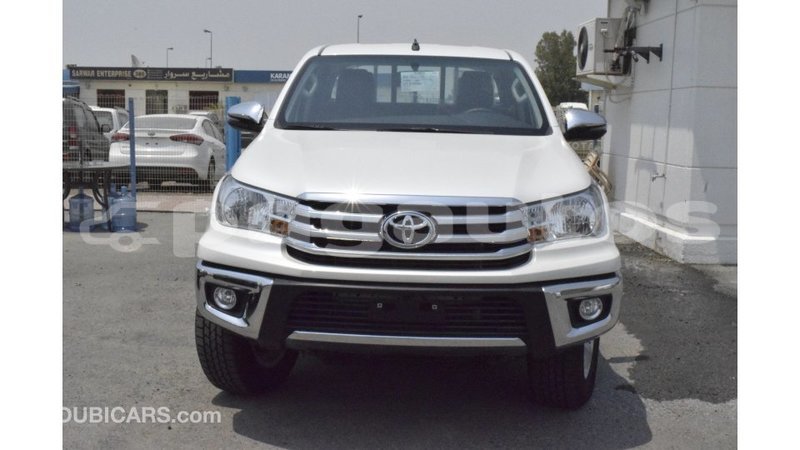 Big with watermark toyota hilux enga import dubai 4564
