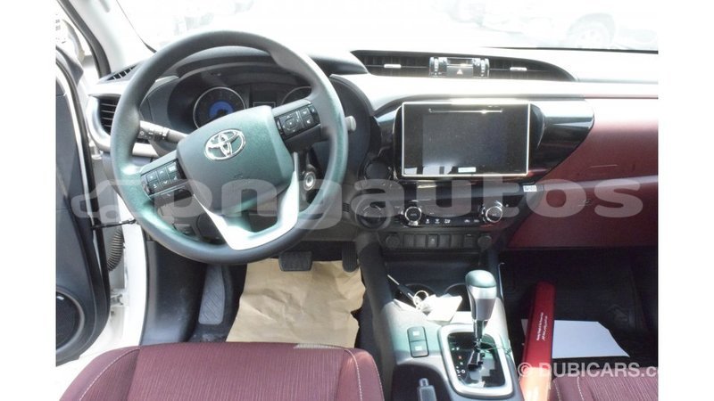 Big with watermark toyota hilux enga import dubai 4564