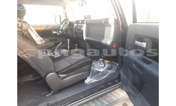 Buy Import Toyota FJ Cruiser Black Car in Import - Dubai in Enga Buy Import Toyota FJ Cruiser Black Car in Import - Dubai in Enga