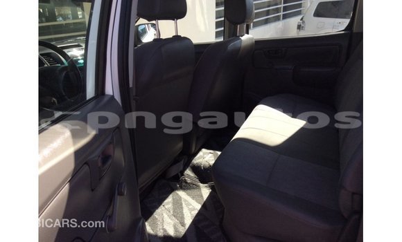 Buy Import Toyota Hilux White Car in Import - Dubai in Enga Buy Import Toyota Hilux White Car in Import - Dubai in Enga