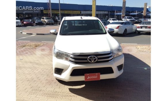 Buy Import Toyota Hilux White Car in Import - Dubai in Enga Buy Import Toyota Hilux White Car in Import - Dubai in Enga