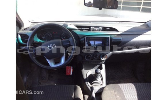 Buy Import Toyota Hilux White Car in Import - Dubai in Enga Buy Import Toyota Hilux White Car in Import - Dubai in Enga