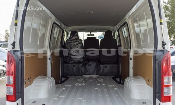 Acheter Import Voiture Toyota Hiace Blanc à Import - Dubai, Enga Acheter Import Voiture Toyota Hiace Blanc à Import - Dubai, Enga
