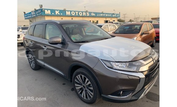 Buy Import Mitsubishi Outlander Brown Car in Import - Dubai in Enga Buy Import Mitsubishi Outlander Brown Car in Import - Dubai in Enga