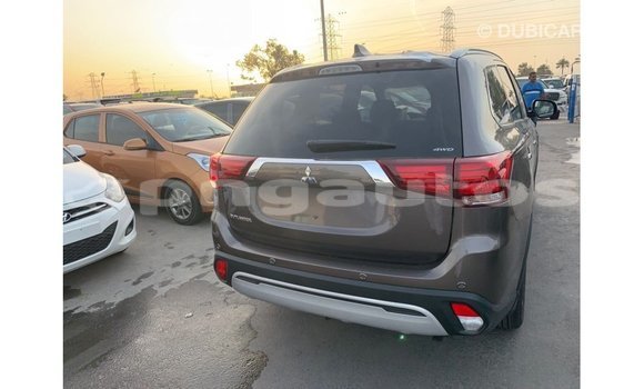 Buy Import Mitsubishi Outlander Brown Car in Import - Dubai in Enga Buy Import Mitsubishi Outlander Brown Car in Import - Dubai in Enga