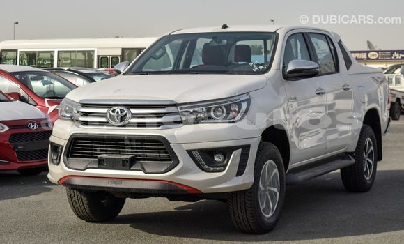 Buy Import Toyota Hilux White Car in Import - Dubai in Enga Buy Import Toyota Hilux White Car in Import - Dubai in Enga