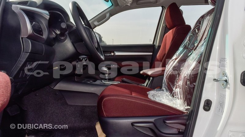 Big with watermark toyota hilux enga import dubai 4604