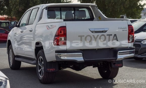 Buy Import Toyota Hilux White Car in Import - Dubai in Enga Buy Import Toyota Hilux White Car in Import - Dubai in Enga