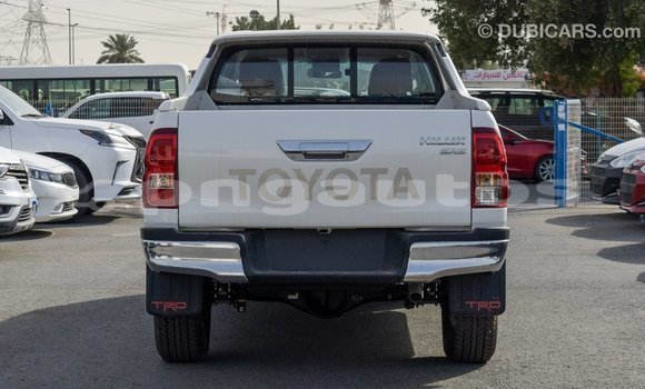 Buy Import Toyota Hilux White Car in Import - Dubai in Enga Buy Import Toyota Hilux White Car in Import - Dubai in Enga