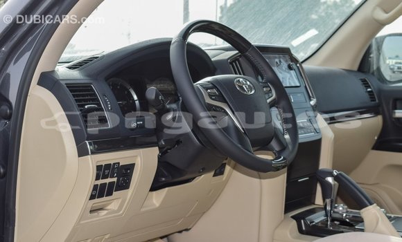 Buy Import Toyota Land Cruiser Other Car in Import - Dubai in Enga Buy Import Toyota Land Cruiser Other Car in Import - Dubai in Enga