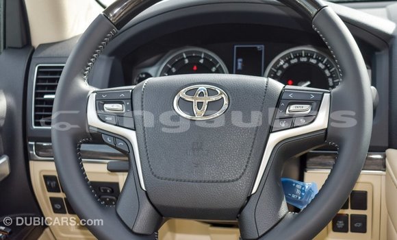 Buy Import Toyota Land Cruiser Other Car in Import - Dubai in Enga Buy Import Toyota Land Cruiser Other Car in Import - Dubai in Enga