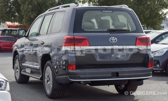 Buy Import Toyota Land Cruiser Other Car in Import - Dubai in Enga Buy Import Toyota Land Cruiser Other Car in Import - Dubai in Enga