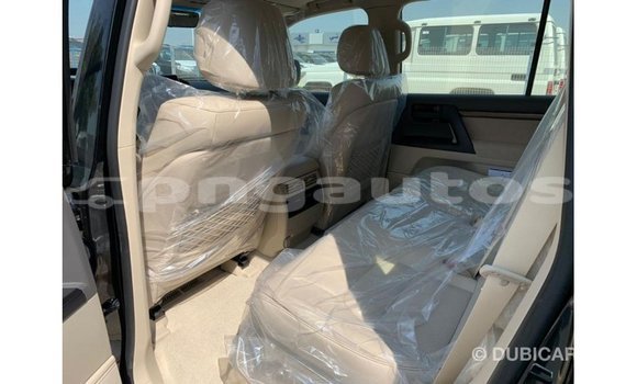 Buy Import Toyota Land Cruiser Black Car in Import - Dubai in Enga Buy Import Toyota Land Cruiser Black Car in Import - Dubai in Enga