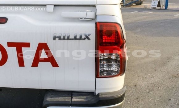 Buy Import Toyota Hilux White Car in Import - Dubai in Enga Buy Import Toyota Hilux White Car in Import - Dubai in Enga