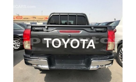 Buy Import Toyota Hilux Black Car in Import - Dubai in Enga Buy Import Toyota Hilux Black Car in Import - Dubai in Enga