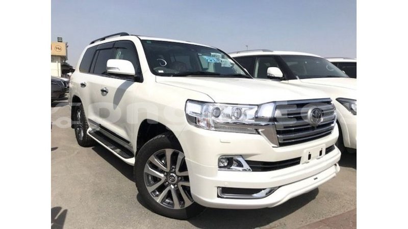 Big with watermark toyota land cruiser enga import dubai 4630