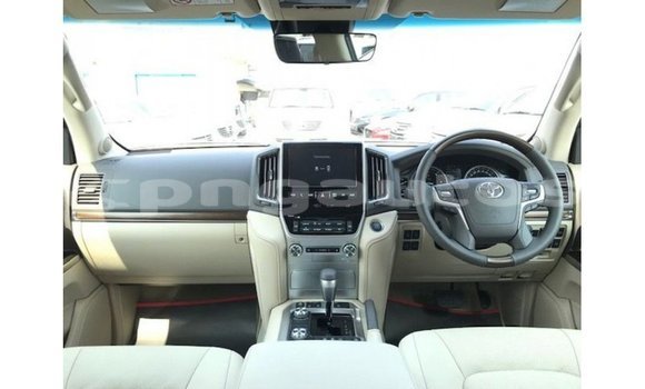 Buy Import Toyota Land Cruiser Black Car in Import - Dubai in Enga Buy Import Toyota Land Cruiser Black Car in Import - Dubai in Enga