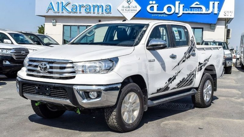 Big with watermark toyota hilux enga import dubai 4635