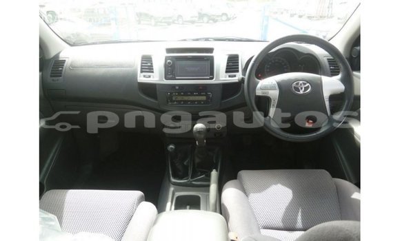 Buy Import Toyota Hilux White Car in Import - Dubai in Enga Buy Import Toyota Hilux White Car in Import - Dubai in Enga