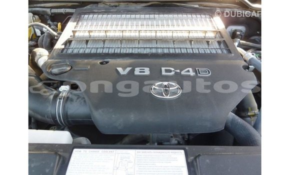 Buy Import Toyota Land Cruiser Other Car in Import - Dubai in Enga Buy Import Toyota Land Cruiser Other Car in Import - Dubai in Enga