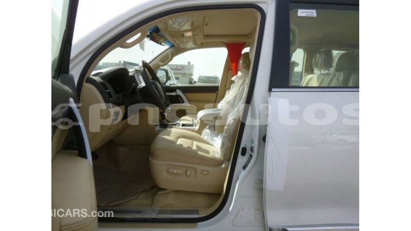 Big with watermark toyota land cruiser enga import dubai 4640