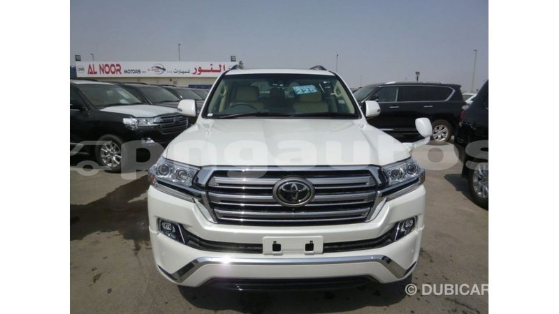 Big with watermark toyota land cruiser enga import dubai 4641