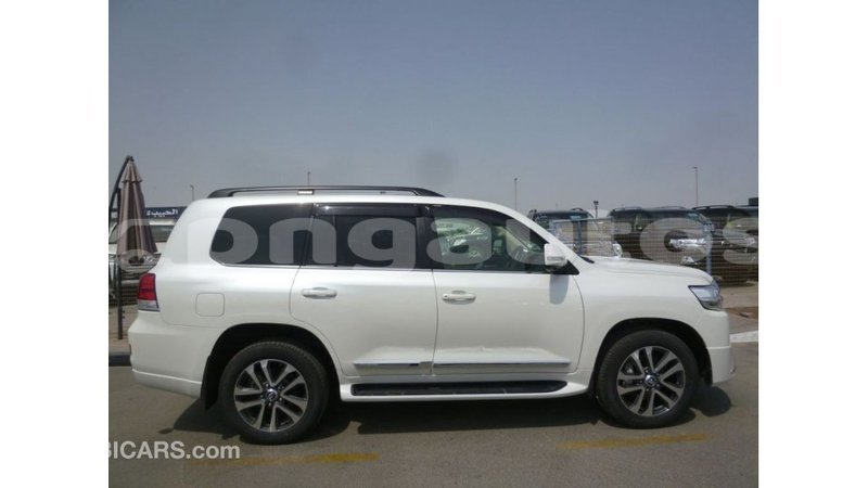 Big with watermark toyota land cruiser enga import dubai 4641