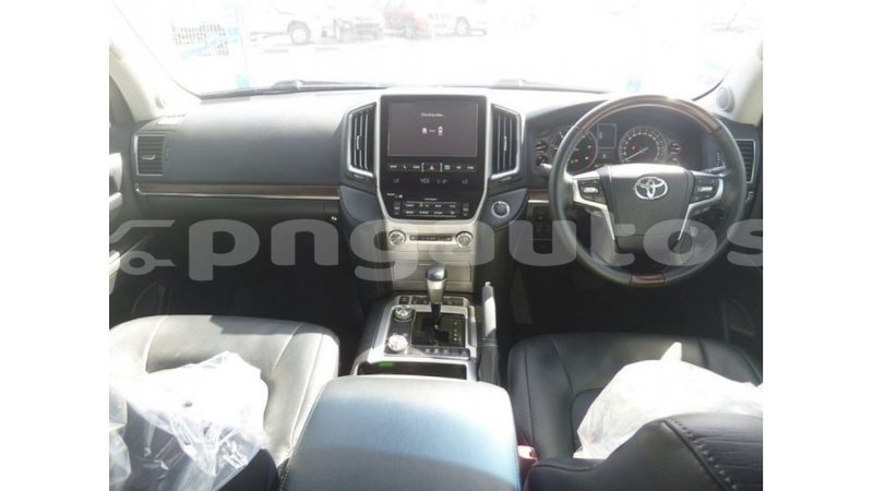 Big with watermark toyota land cruiser enga import dubai 4642