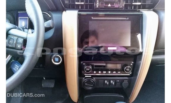 Buy Import Toyota Fortuner White Car in Import - Dubai in Enga Buy Import Toyota Fortuner White Car in Import - Dubai in Enga