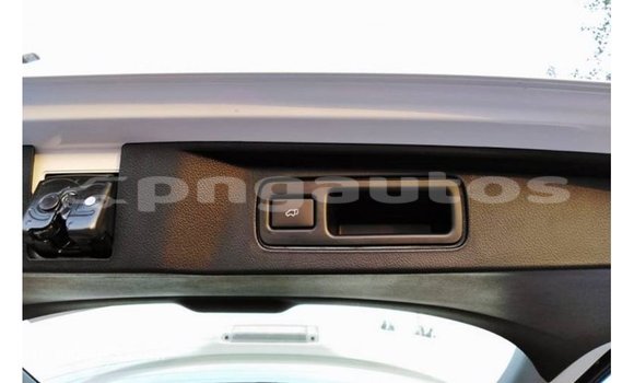 Buy Import Toyota Fortuner White Car in Import - Dubai in Enga Buy Import Toyota Fortuner White Car in Import - Dubai in Enga