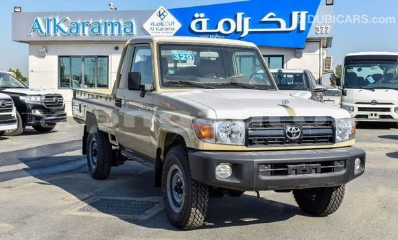 Acheter Import Voiture Toyota Land Cruiser Beige à Import - Dubai, Enga Acheter Import Voiture Toyota Land Cruiser Beige à Import - Dubai, Enga