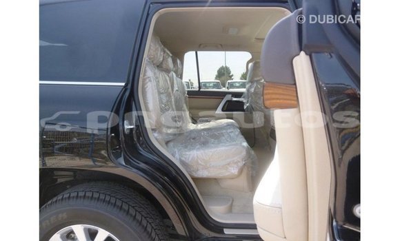 Buy Import Toyota Land Cruiser Black Car in Import - Dubai in Enga Buy Import Toyota Land Cruiser Black Car in Import - Dubai in Enga