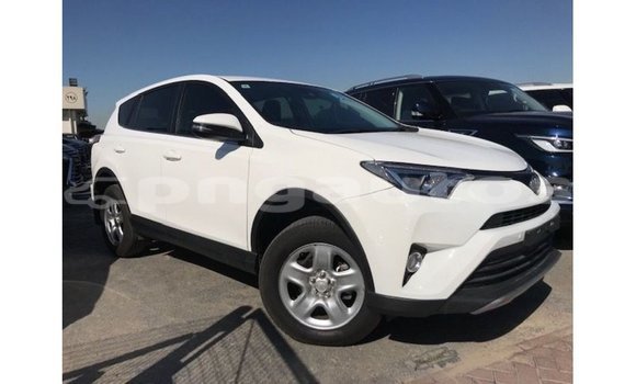 Buy Import Toyota 4Runner White Car in Import - Dubai in Enga Buy Import Toyota 4Runner White Car in Import - Dubai in Enga