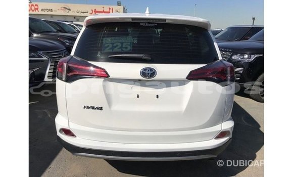 Buy Import Toyota 4Runner White Car in Import - Dubai in Enga Buy Import Toyota 4Runner White Car in Import - Dubai in Enga