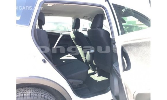 Buy Import Toyota 4Runner White Car in Import - Dubai in Enga Buy Import Toyota 4Runner White Car in Import - Dubai in Enga
