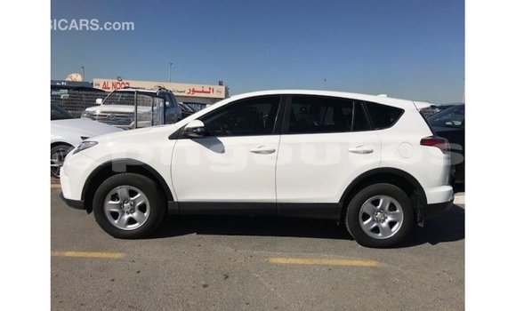 Buy Import Toyota 4Runner White Car in Import - Dubai in Enga Buy Import Toyota 4Runner White Car in Import - Dubai in Enga