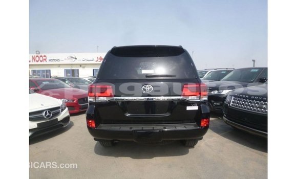 Buy Import Toyota Land Cruiser Black Car in Import - Dubai in Enga Buy Import Toyota Land Cruiser Black Car in Import - Dubai in Enga