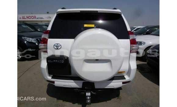 Buy Import Toyota Prado White Car in Import - Dubai in Enga Buy Import Toyota Prado White Car in Import - Dubai in Enga