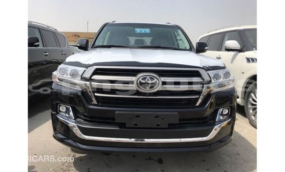 Buy Import Toyota Land Cruiser Black Car in Import - Dubai in Enga Buy Import Toyota Land Cruiser Black Car in Import - Dubai in Enga