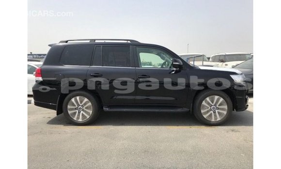 Buy Import Toyota Land Cruiser Black Car in Import - Dubai in Enga Buy Import Toyota Land Cruiser Black Car in Import - Dubai in Enga