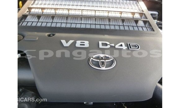 Buy Import Toyota Land Cruiser Black Car in Import - Dubai in Enga Buy Import Toyota Land Cruiser Black Car in Import - Dubai in Enga