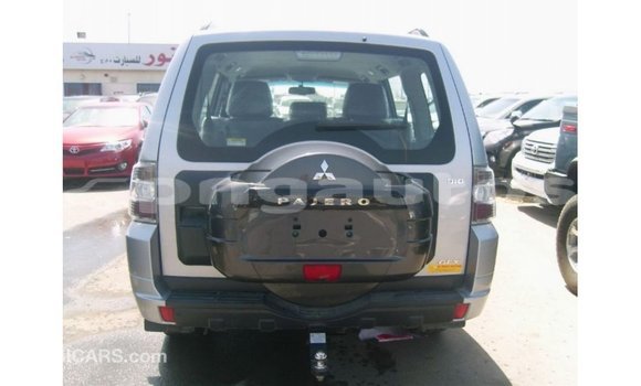 Buy Import Mitsubishi Pajero Other Car in Import - Dubai in Enga Buy Import Mitsubishi Pajero Other Car in Import - Dubai in Enga