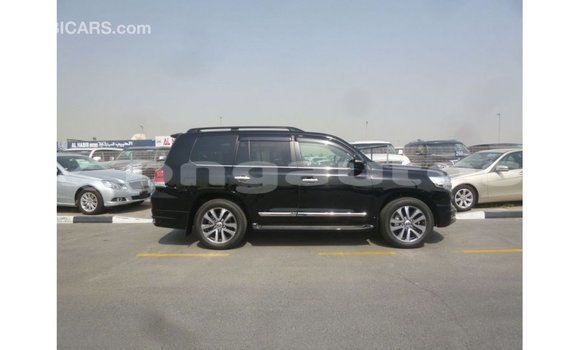 Buy Import Toyota Land Cruiser Black Car in Import - Dubai in Enga Buy Import Toyota Land Cruiser Black Car in Import - Dubai in Enga