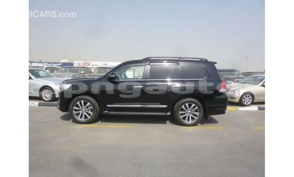 Buy Import Toyota Land Cruiser Black Car in Import - Dubai in Enga Buy Import Toyota Land Cruiser Black Car in Import - Dubai in Enga
