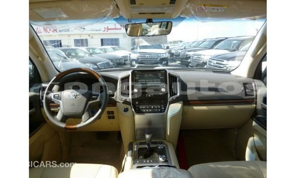 Buy Import Toyota Land Cruiser Other Car in Import - Dubai in Enga Buy Import Toyota Land Cruiser Other Car in Import - Dubai in Enga