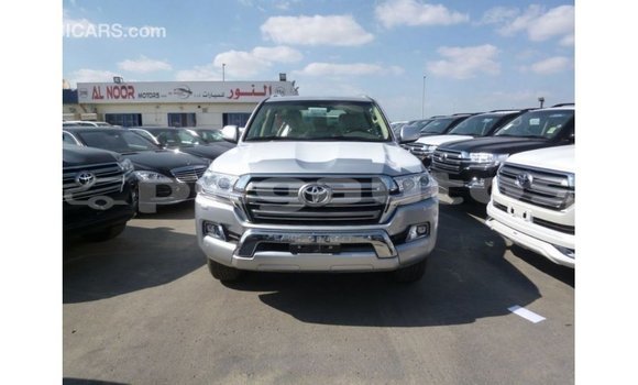 Buy Import Toyota Land Cruiser Other Car in Import - Dubai in Enga Buy Import Toyota Land Cruiser Other Car in Import - Dubai in Enga