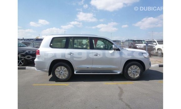 Buy Import Toyota Land Cruiser Other Car in Import - Dubai in Enga Buy Import Toyota Land Cruiser Other Car in Import - Dubai in Enga