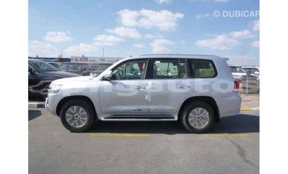 Buy Import Toyota Land Cruiser Other Car in Import - Dubai in Enga Buy Import Toyota Land Cruiser Other Car in Import - Dubai in Enga