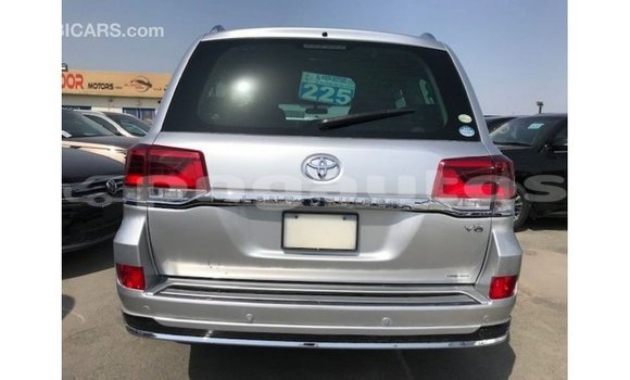 Buy Import Toyota Land Cruiser Other Car in Import - Dubai in Enga Buy Import Toyota Land Cruiser Other Car in Import - Dubai in Enga
