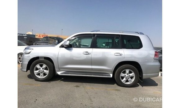 Buy Import Toyota Land Cruiser Other Car in Import - Dubai in Enga Buy Import Toyota Land Cruiser Other Car in Import - Dubai in Enga